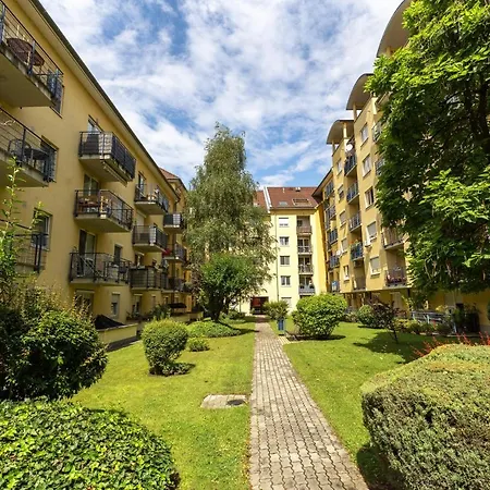 Corvin Garden * Budapesta
