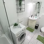 Appartement Corvin Garden *